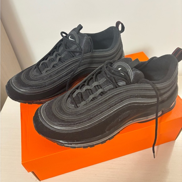 Nike Men’s Air Max 97 Sneakers - Picture 5 of 12
